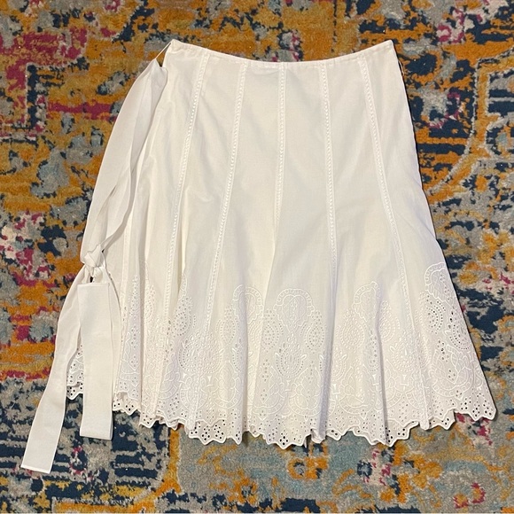 Elie Tahari Dresses & Skirts - Elie Tahari Mara Skirt Embroidered NWT
